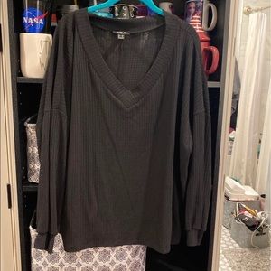 Women’s long sleeve top